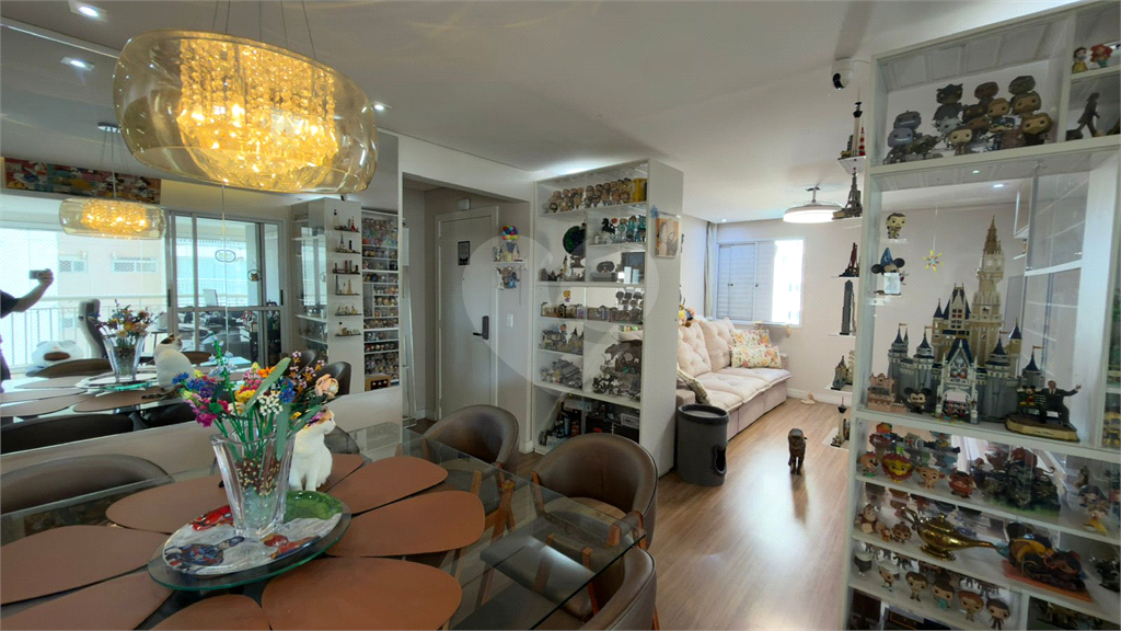 APARTAMENTO À VENDA COM 2 QUARTOS NO BOM RETIRO