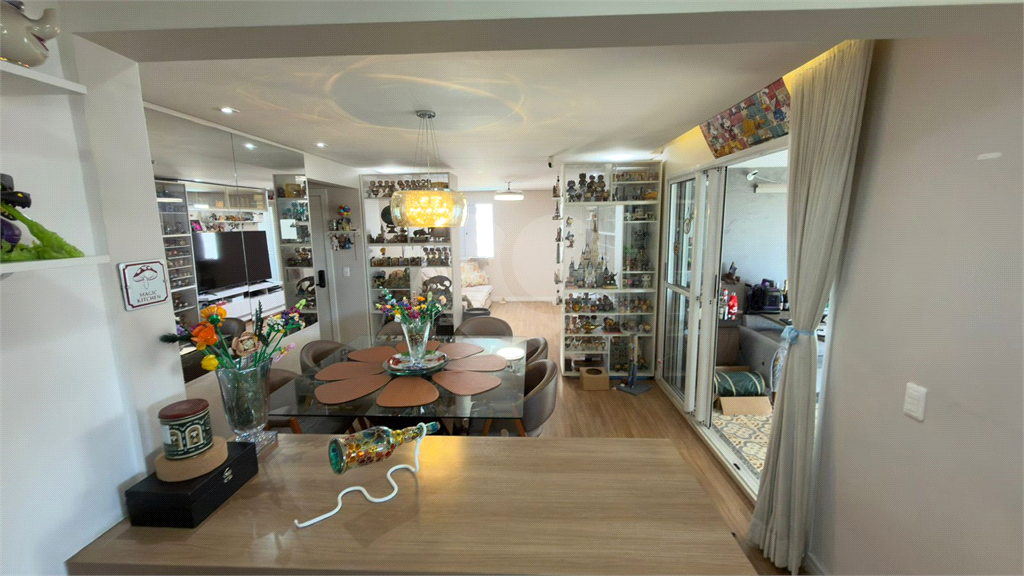 APARTAMENTO À VENDA COM 2 QUARTOS NO BOM RETIRO