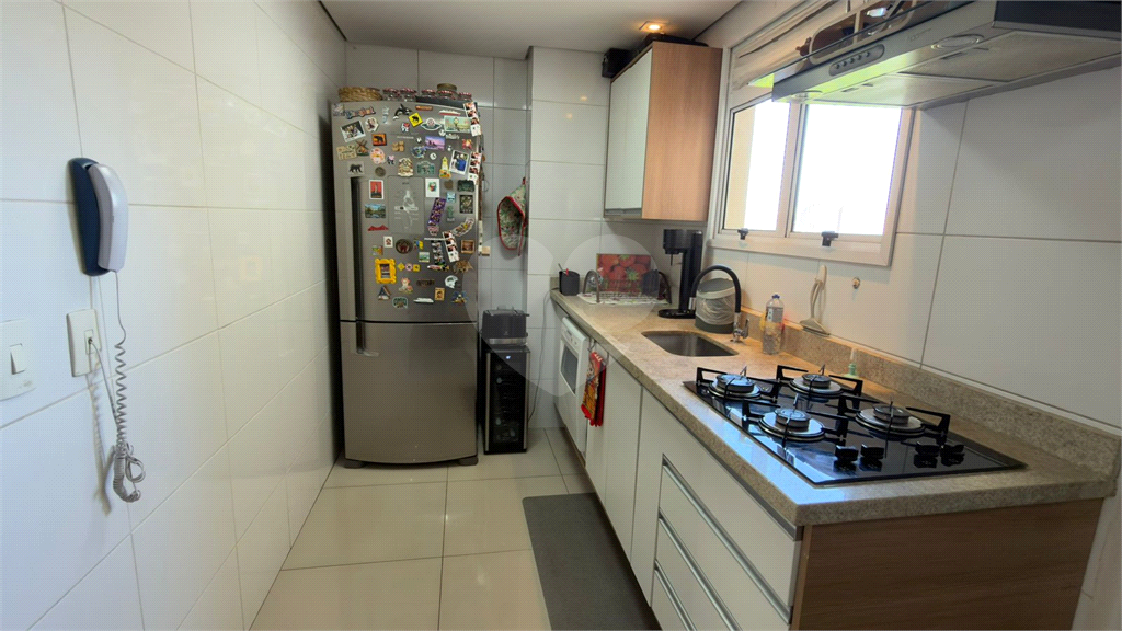 APARTAMENTO À VENDA COM 2 QUARTOS NO BOM RETIRO