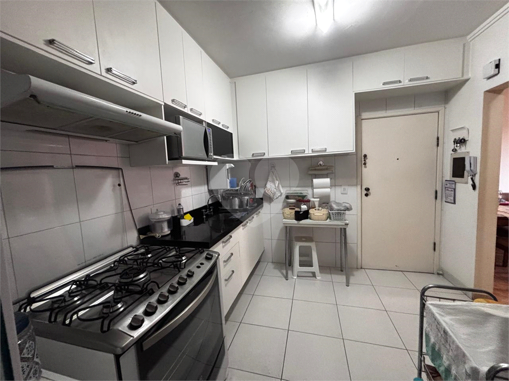 APARTAMENTO em SANTANA