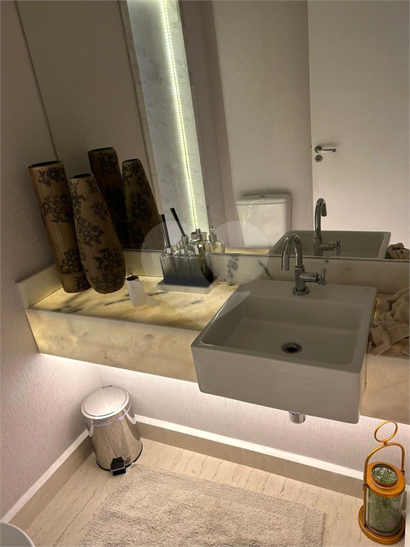 Apartamento com 3 quartos a venda por 18.10.000 - Rua Coroados - Vila Anastacio- SP.