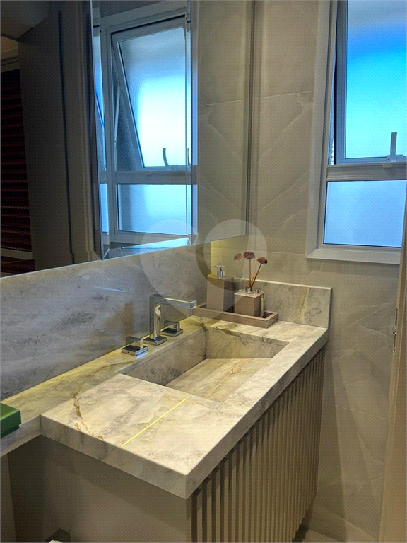 Apartamento com 3 quartos a venda por 18.10.000 - Rua Coroados - Vila Anastacio- SP.