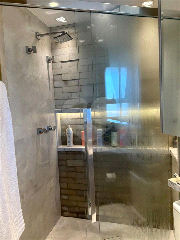 Apartamento com 3 quartos a venda por 18.10.000 - Rua Coroados - Vila Anastacio- SP.