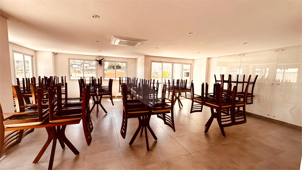 Apartamento venda porteira fechada 2 dormitórios 1 suíte 2 banheiros varanda 1 vaga Condomínio The Angle Vila Galvão