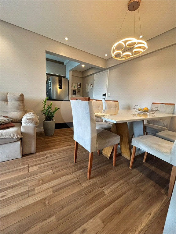 Apartamento venda porteira fechada 2 dormitórios 1 suíte 2 banheiros varanda 1 vaga Condomínio The Angle Vila Galvão