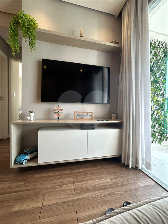 Apartamento venda porteira fechada 2 dormitórios 1 suíte 2 banheiros varanda 1 vaga Condomínio The Angle Vila Galvão