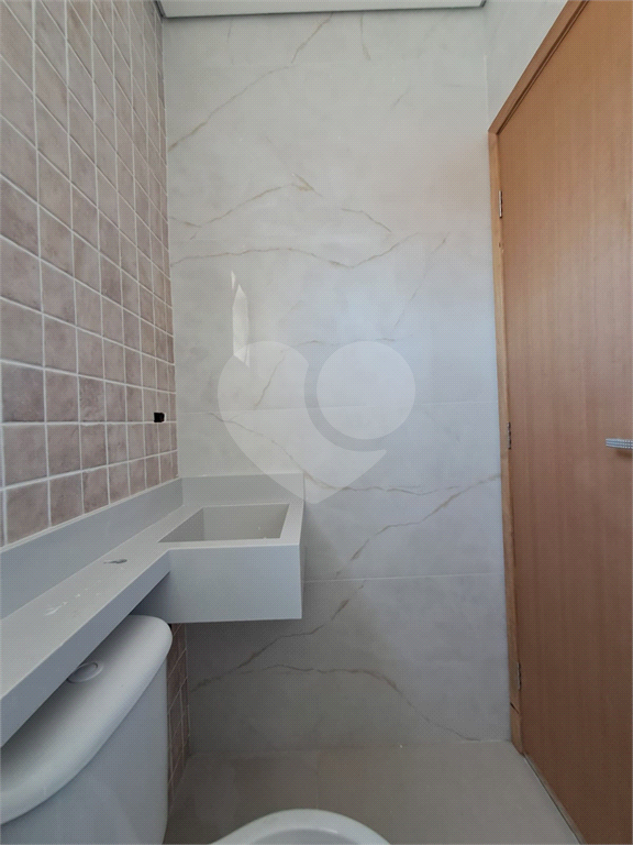 Sobrado Novo com 2 suítes e 2 vagas - Penha