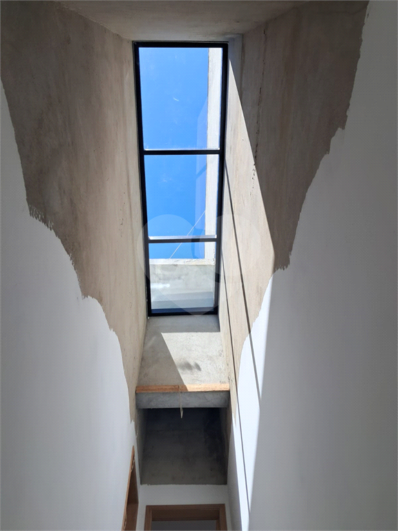 Sobrado Novo com 2 suítes e 2 vagas - Penha