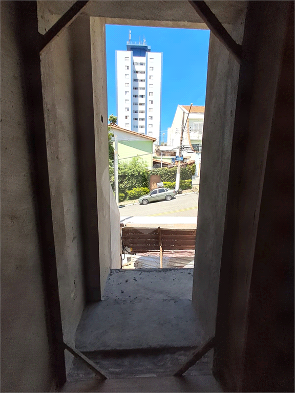 Sobrado Novo com 3 Dormitórios ( sendo 1 suíte ) - 2 vagas