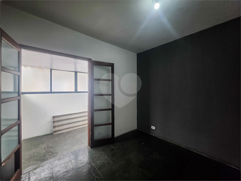 Casa - Brooklin - 4 Quartos / Dormitórios - 1 Vaga - Venda / Compra