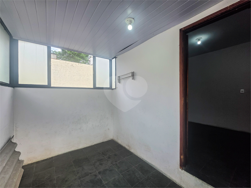 Casa - Brooklin - 4 Quartos / Dormitórios - 1 Vaga - Venda / Compra