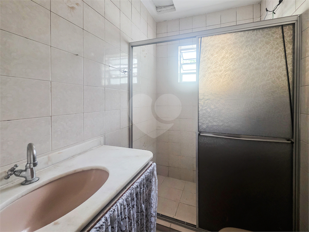 Casa - Brooklin - 4 Quartos / Dormitórios - 1 Vaga - Venda / Compra