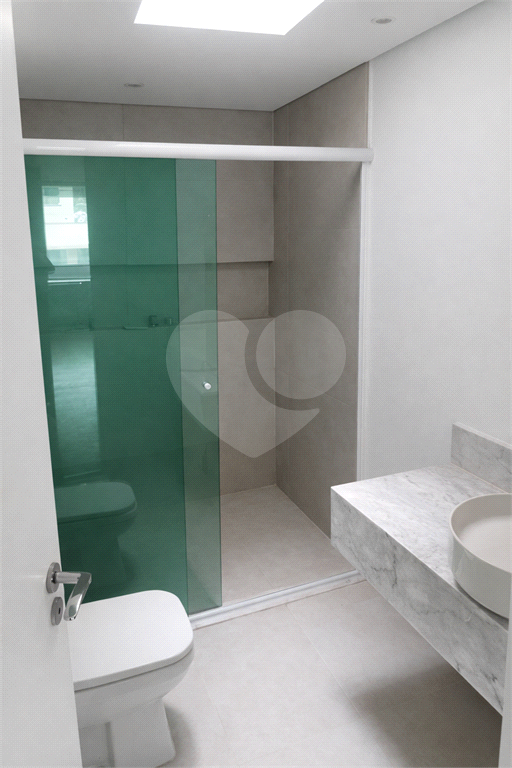 Casa de Alto Padrão no Tremembé | 4 Suítes | 13 Vagas | 1.200 m²