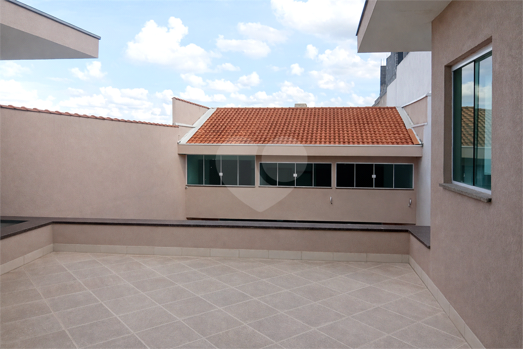 Casa de Alto Padrão no Tremembé | 4 Suítes | 13 Vagas | 1.200 m²