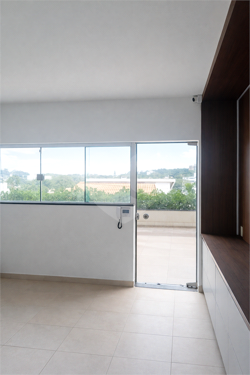 Casa de Alto Padrão no Tremembé | 4 Suítes | 13 Vagas | 1.200 m²