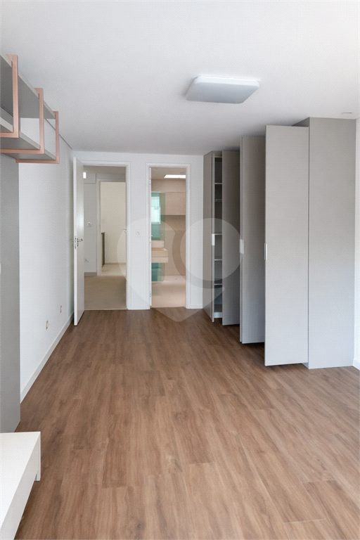 Casa de Alto Padrão no Tremembé | 4 Suítes | 13 Vagas | 1.200 m²