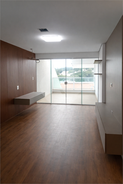 Casa de Alto Padrão no Tremembé | 4 Suítes | 13 Vagas | 1.200 m²