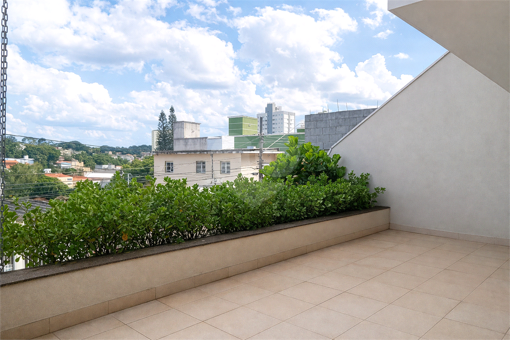 Casa de Alto Padrão no Tremembé | 4 Suítes | 13 Vagas | 1.200 m²