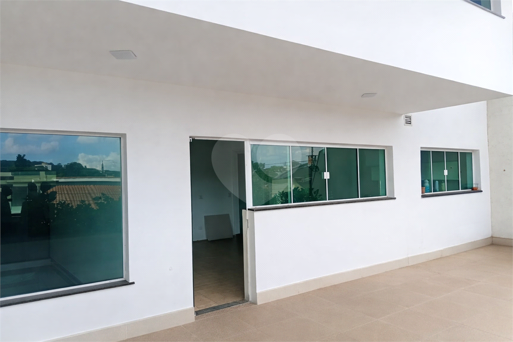 Casa de Alto Padrão no Tremembé | 4 Suítes | 13 Vagas | 1.200 m²