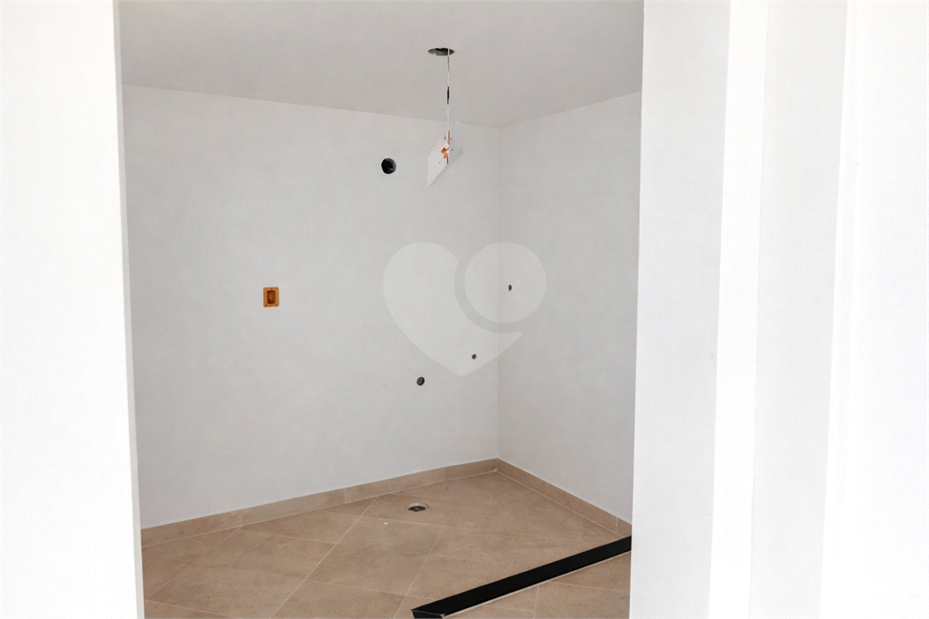 Casa de Alto Padrão no Tremembé | 4 Suítes | 13 Vagas | 1.200 m²