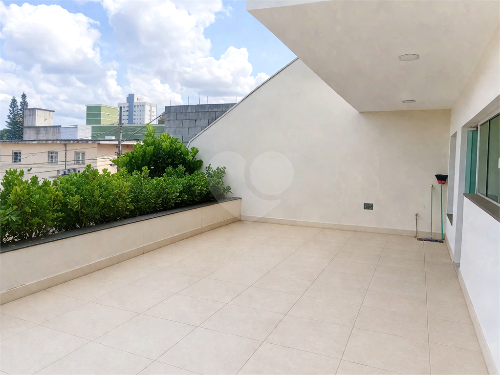 Casa de Alto Padrão no Tremembé | 4 Suítes | 13 Vagas | 1.200 m²