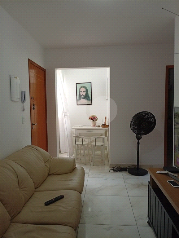 Oportunidade  - Apartamento com 2 dormitórios - Vila Gustavo
