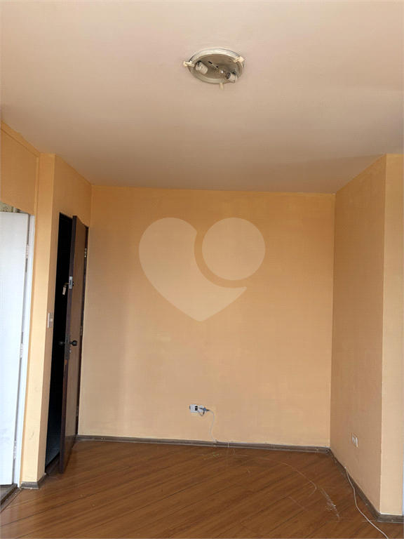 Apartamento a venda no Jardim dos Pinheiros.