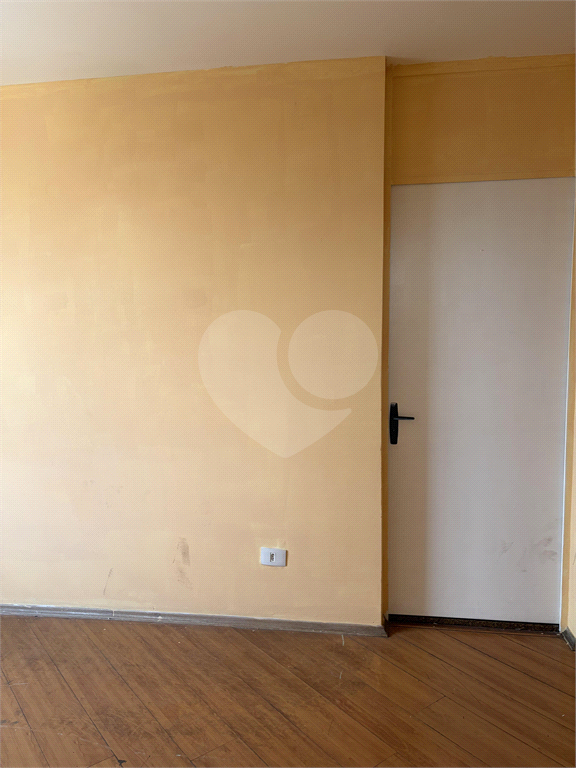 Apartamento a venda no Jardim dos Pinheiros.