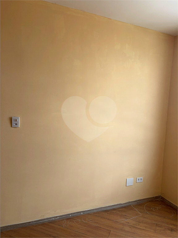 Apartamento a venda no Jardim dos Pinheiros.