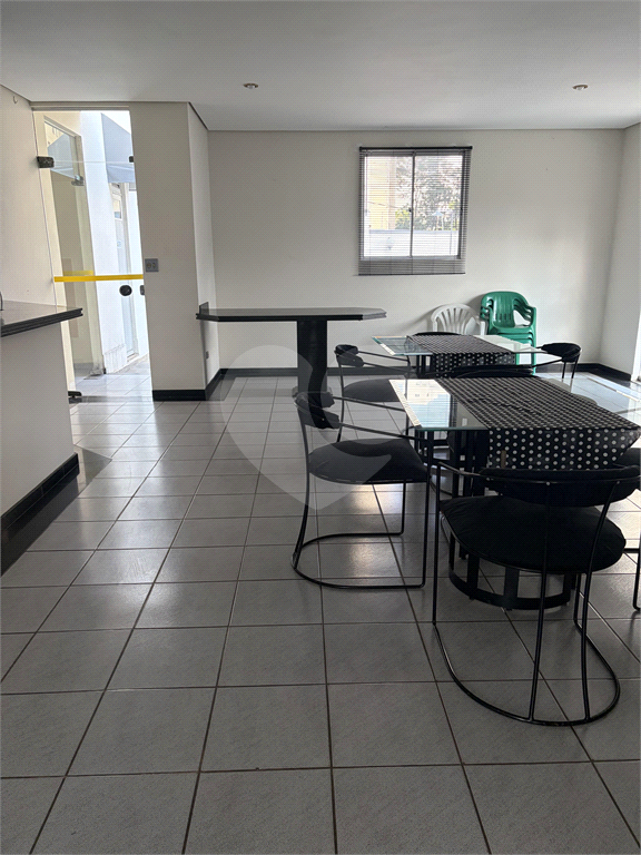 Apartamento a venda no Jardim dos Pinheiros.