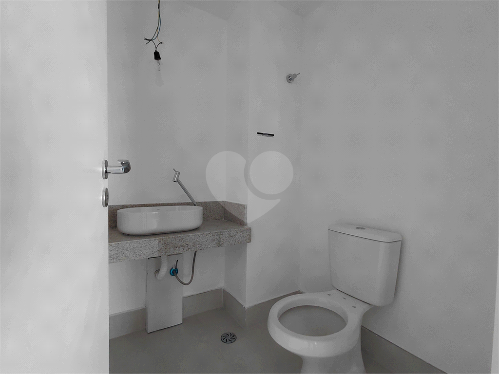Apartamento à venda com 155 m², andar alto, vista livre, elevador privativo e 2 vagas