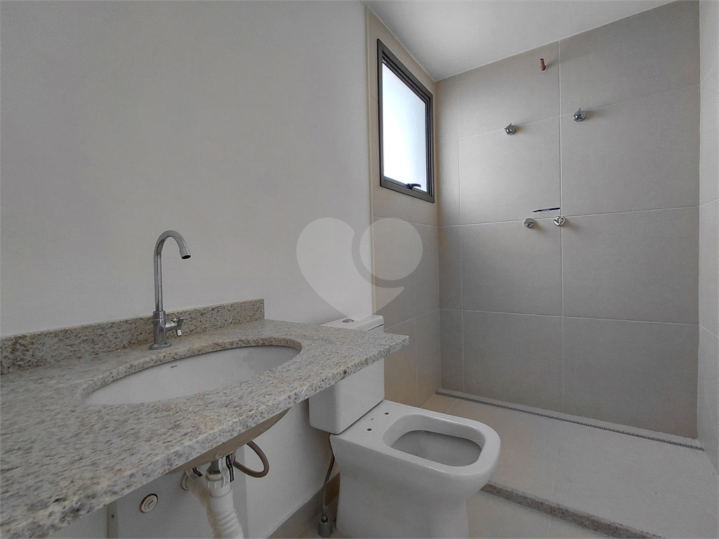 Apartamento à venda com 155 m², andar alto, vista livre, elevador privativo e 2 vagas