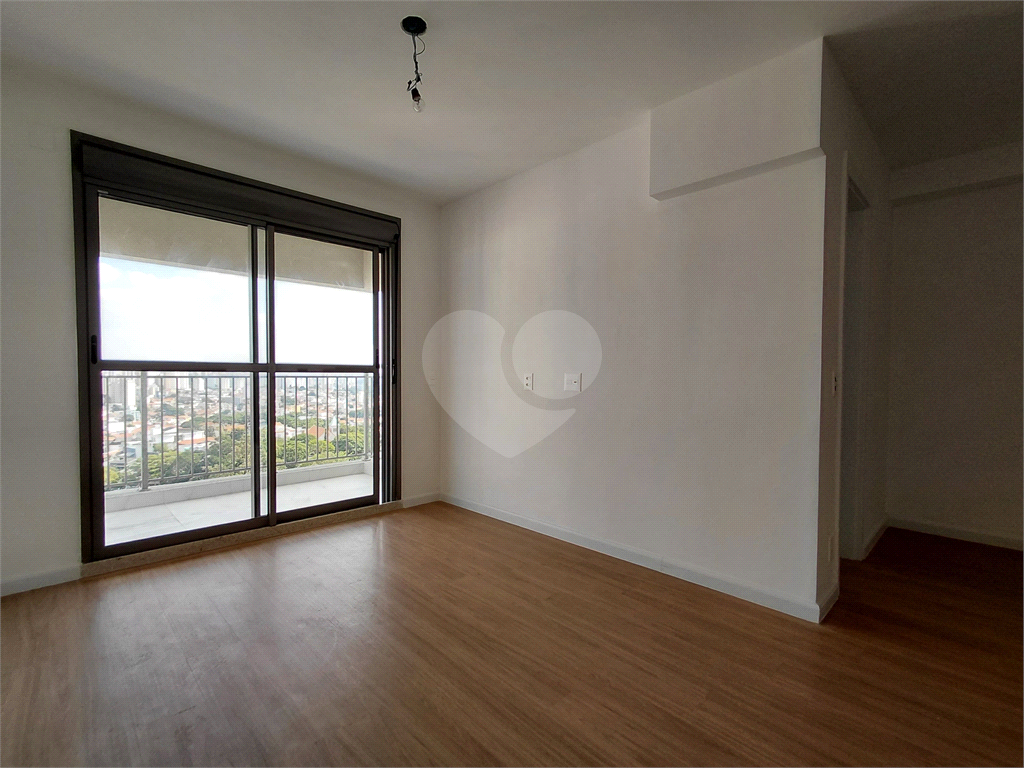Apartamento à venda com 155 m², andar alto, vista livre, elevador privativo e 2 vagas