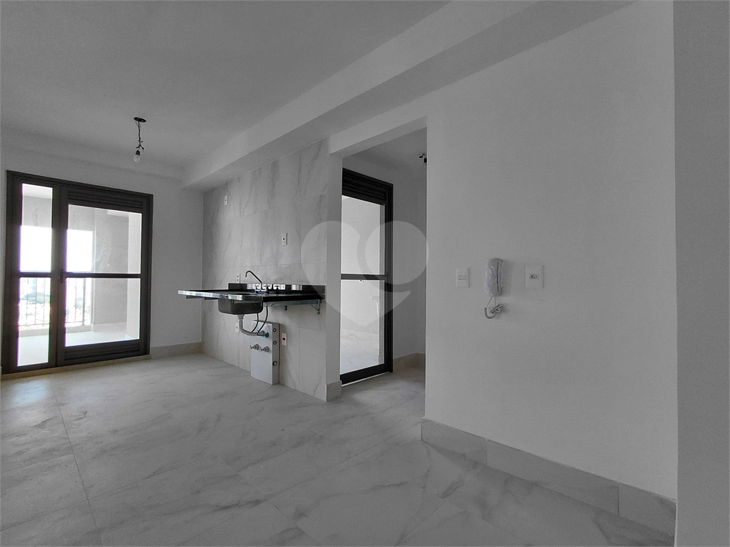 Apartamento à venda com 155 m², andar alto, vista livre, elevador privativo e 2 vagas