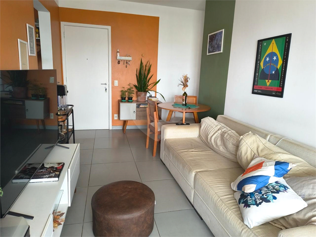 Excelente apartamento á venda próx ao Metrô Barra funda!
