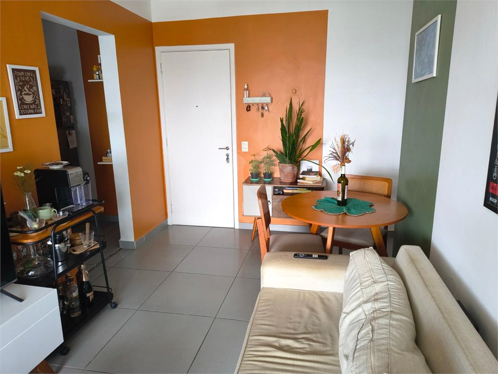 Excelente apartamento á venda próx ao Metrô Barra funda!
