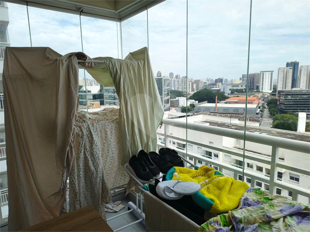 Excelente apartamento á venda próx ao Metrô Barra funda!