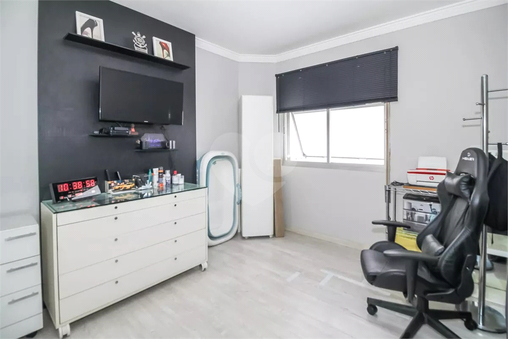 Apartamento Perdizes 4 dormitórios, sendo 2 suites e 3 vagas de garagem 