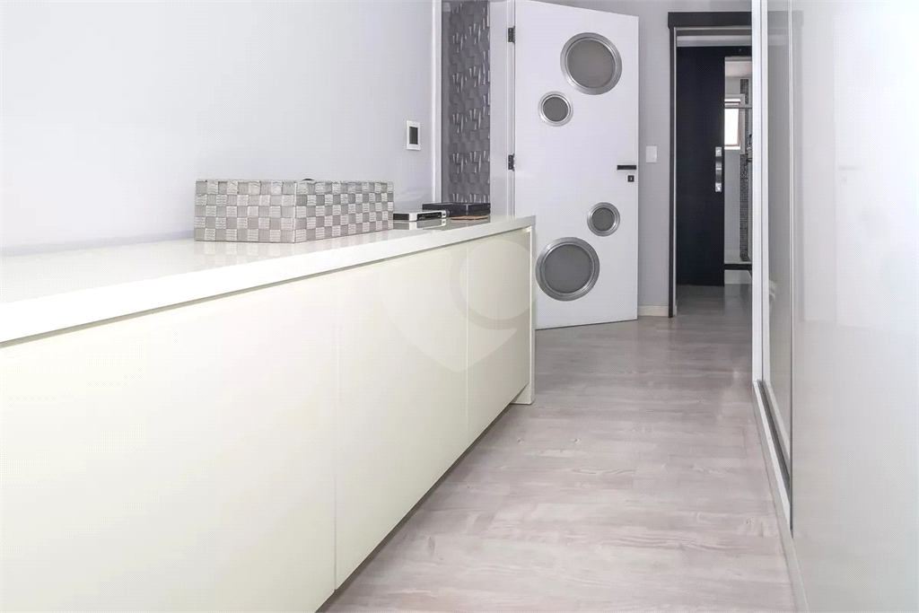 Apartamento Perdizes 4 dormitórios, sendo 2 suites e 3 vagas de garagem 