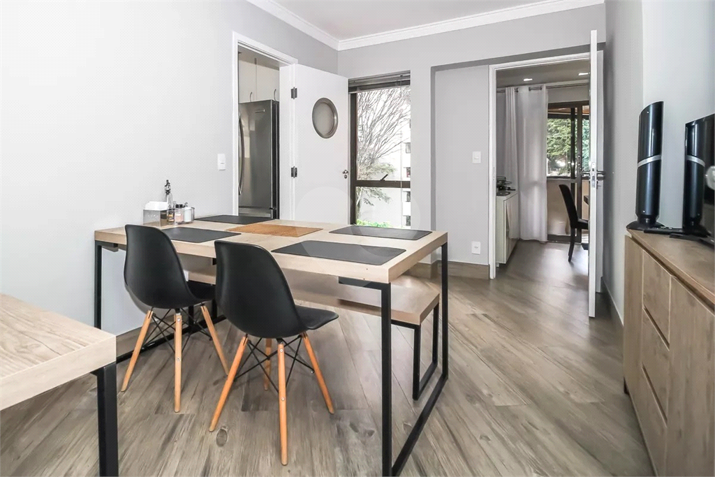 Apartamento Perdizes 4 dormitórios, sendo 2 suites e 3 vagas de garagem 