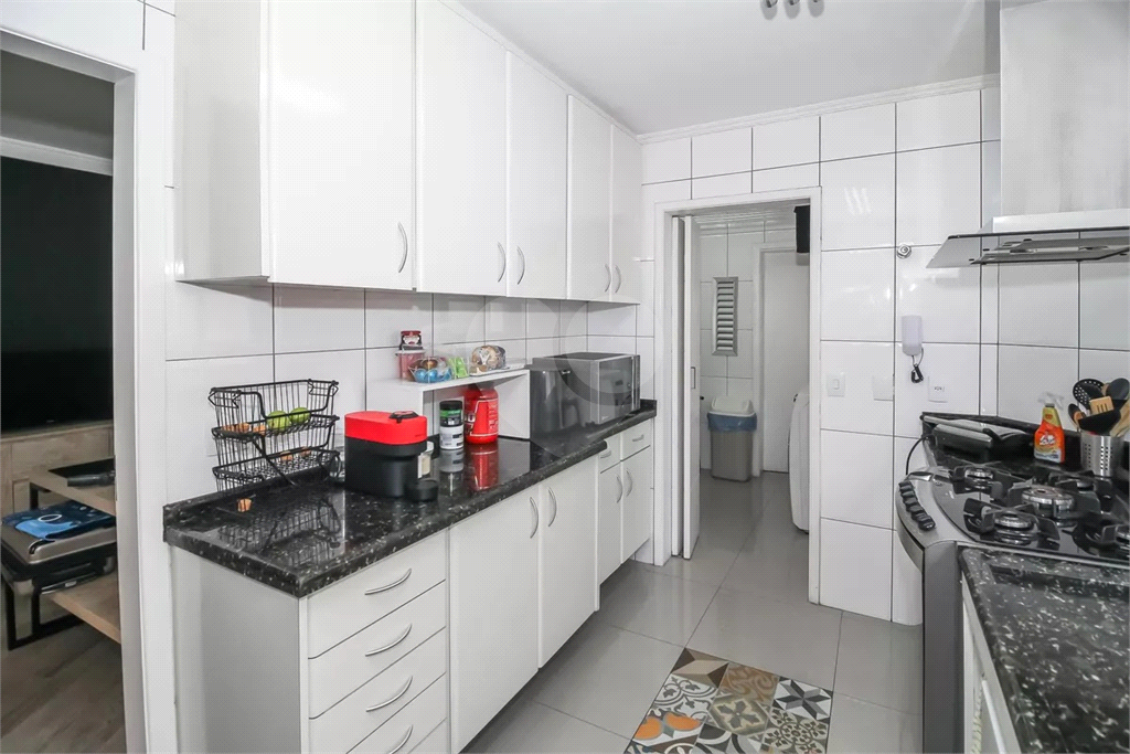 Apartamento Perdizes 4 dormitórios, sendo 2 suites e 3 vagas de garagem 