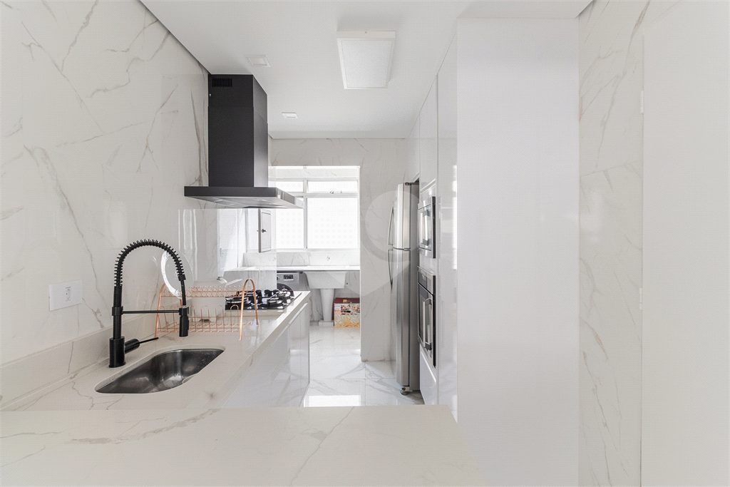 Apartamento Mobiliado | Edifício Golden Point – Rua Haddock Lobo – São Paulo/SP