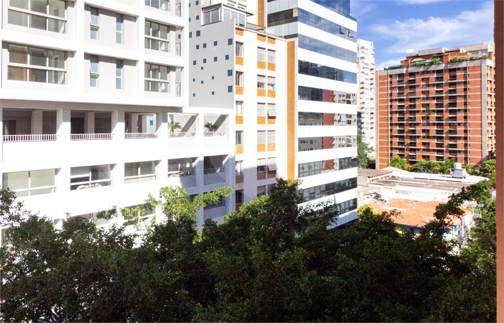 Excelente oportunidade em Pinheiros — um apartamento de 88m² que une localização privilegiada, conforto e praticidade no dia a dia.
