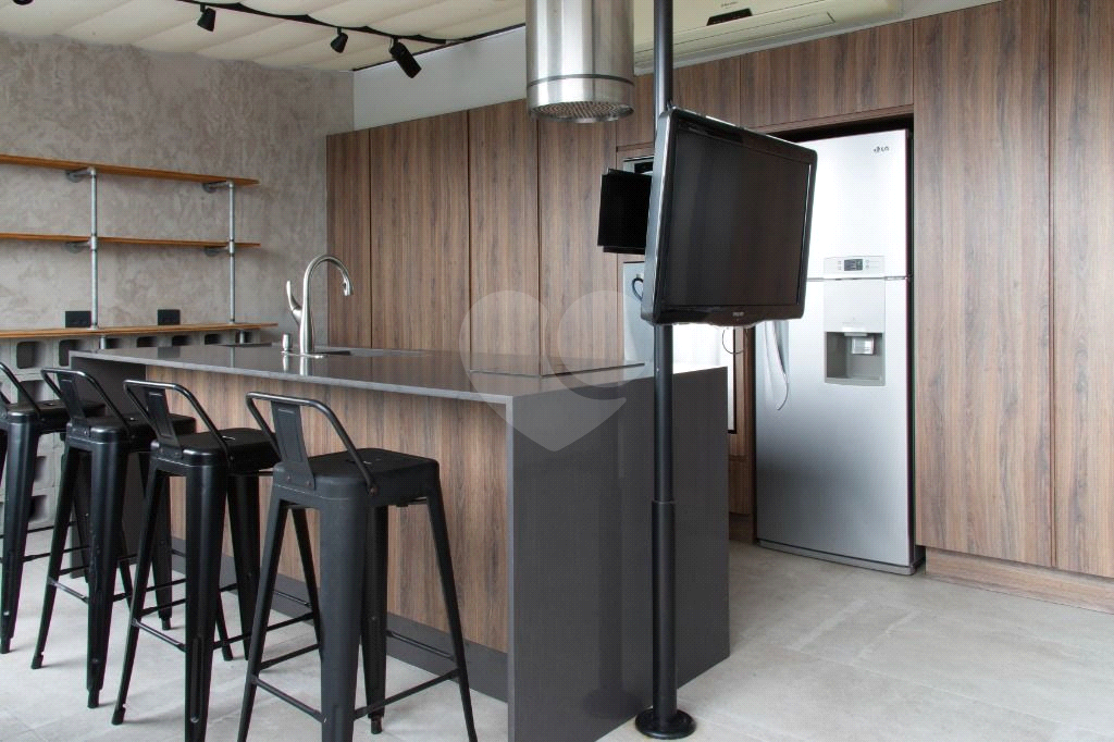 Cobertura Semi Mobiliada para Locação na Brigadeiro – 78m², 1 Dorm, Vaga e Piscina Privativa