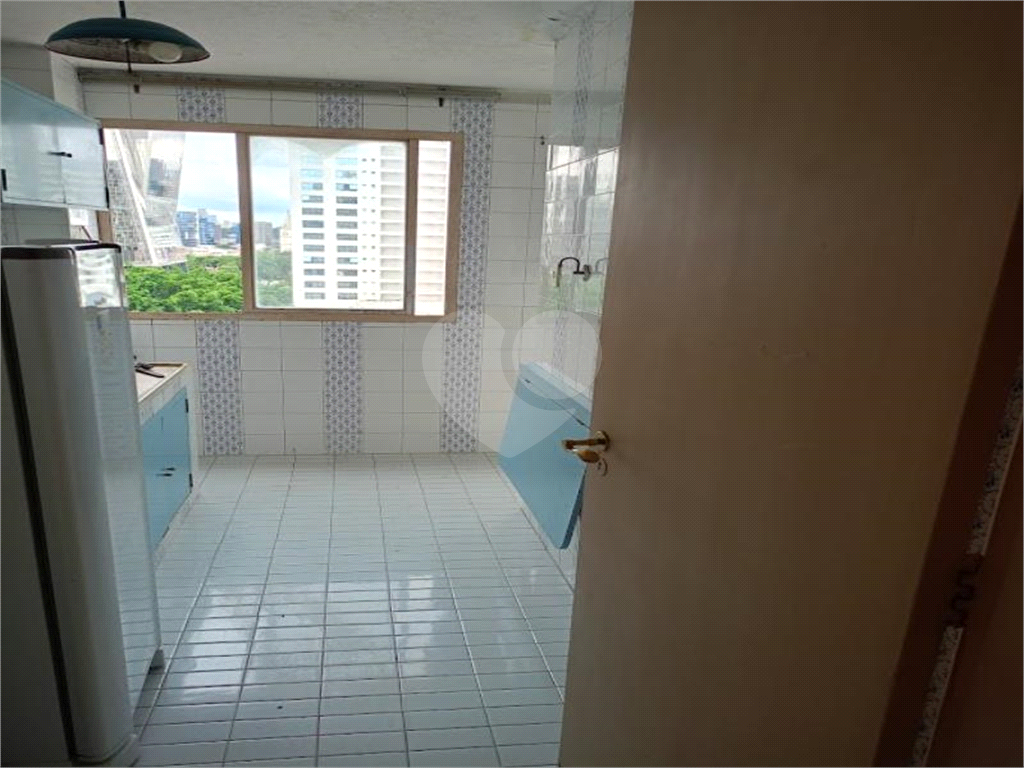 APTO 1 QUARTOS - SEM VAGA - PINHEIROS