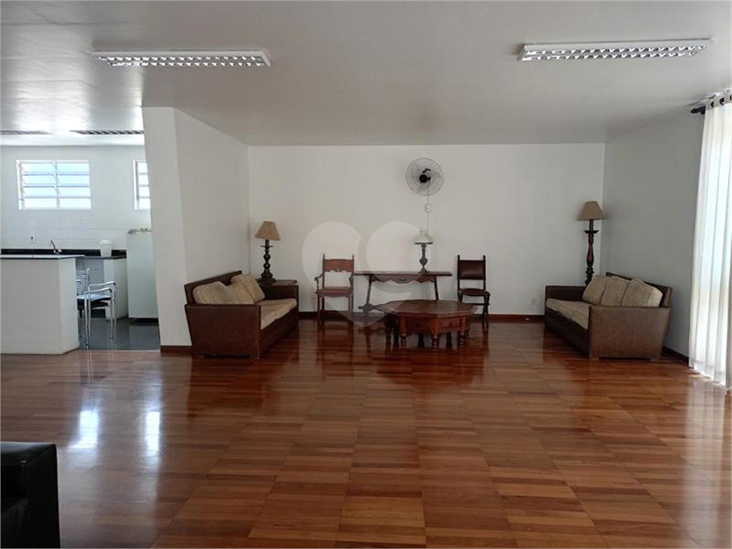 APTO 1 QUARTOS - SEM VAGA - PINHEIROS