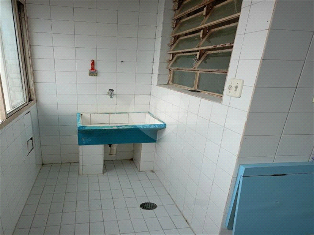 APTO 1 QUARTOS - SEM VAGA - PINHEIROS