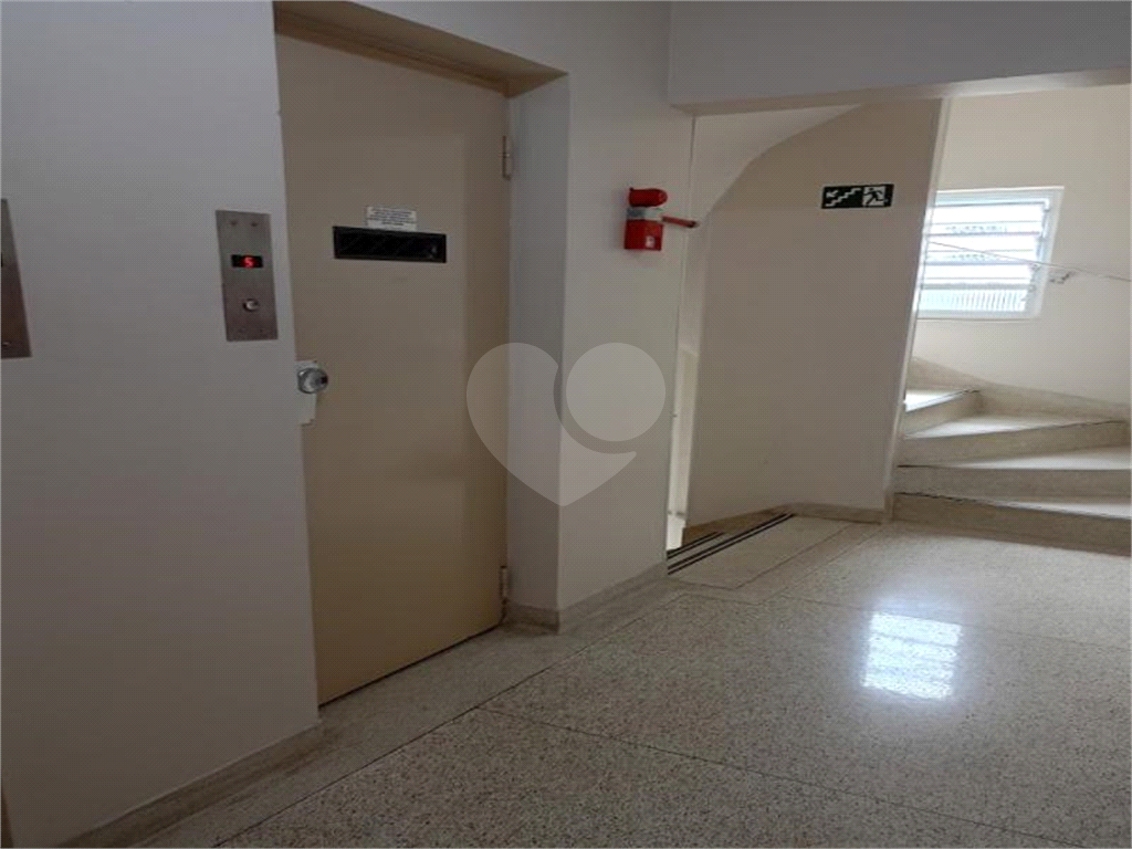 APTO 1 QUARTOS - SEM VAGA - PINHEIROS