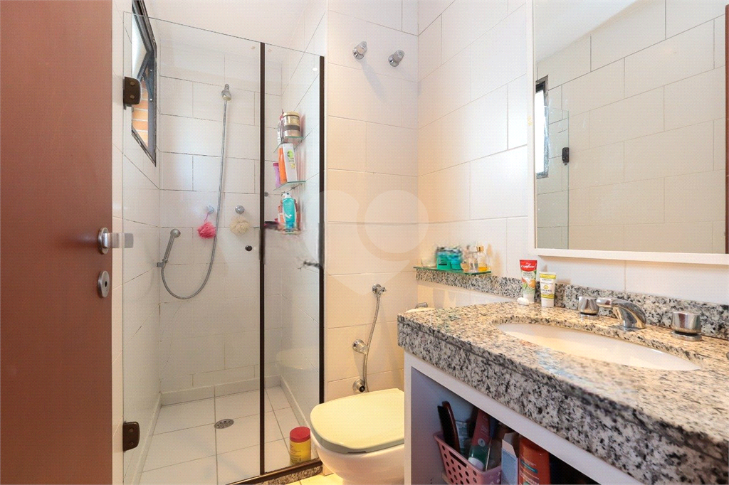 Apartamento em Pompéia  4 dormitórios, sendo 2 suítes espaçosas, 3 suites
