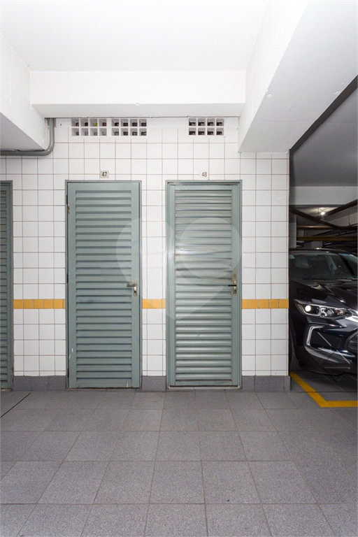 Apartamento em Pompéia  4 dormitórios, sendo 2 suítes espaçosas, 3 suites